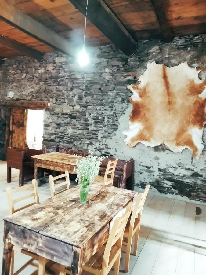Raul Lushnu Darbaz Acomodação com café da manhã Mestia Exterior foto